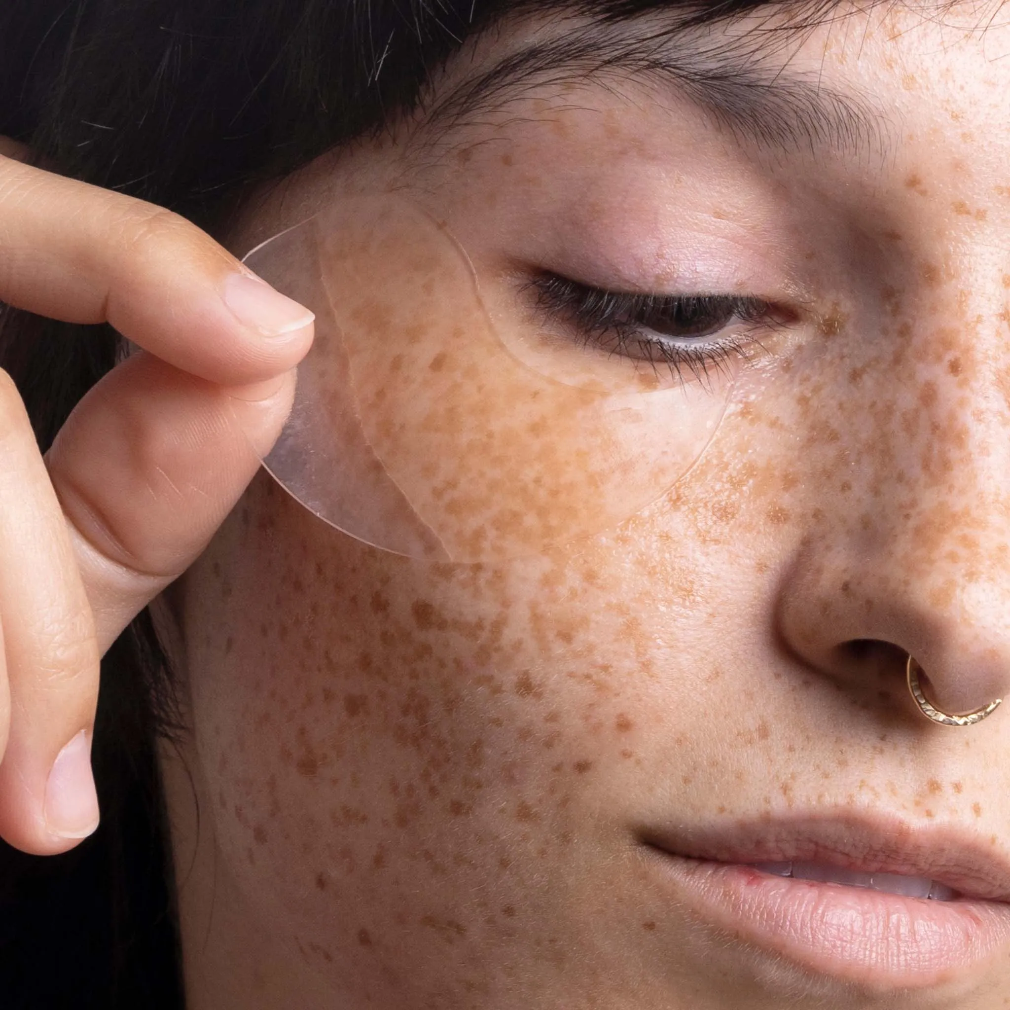 Brighter Days Red Algae   Avocado Biodegradable Eye Mask - Single