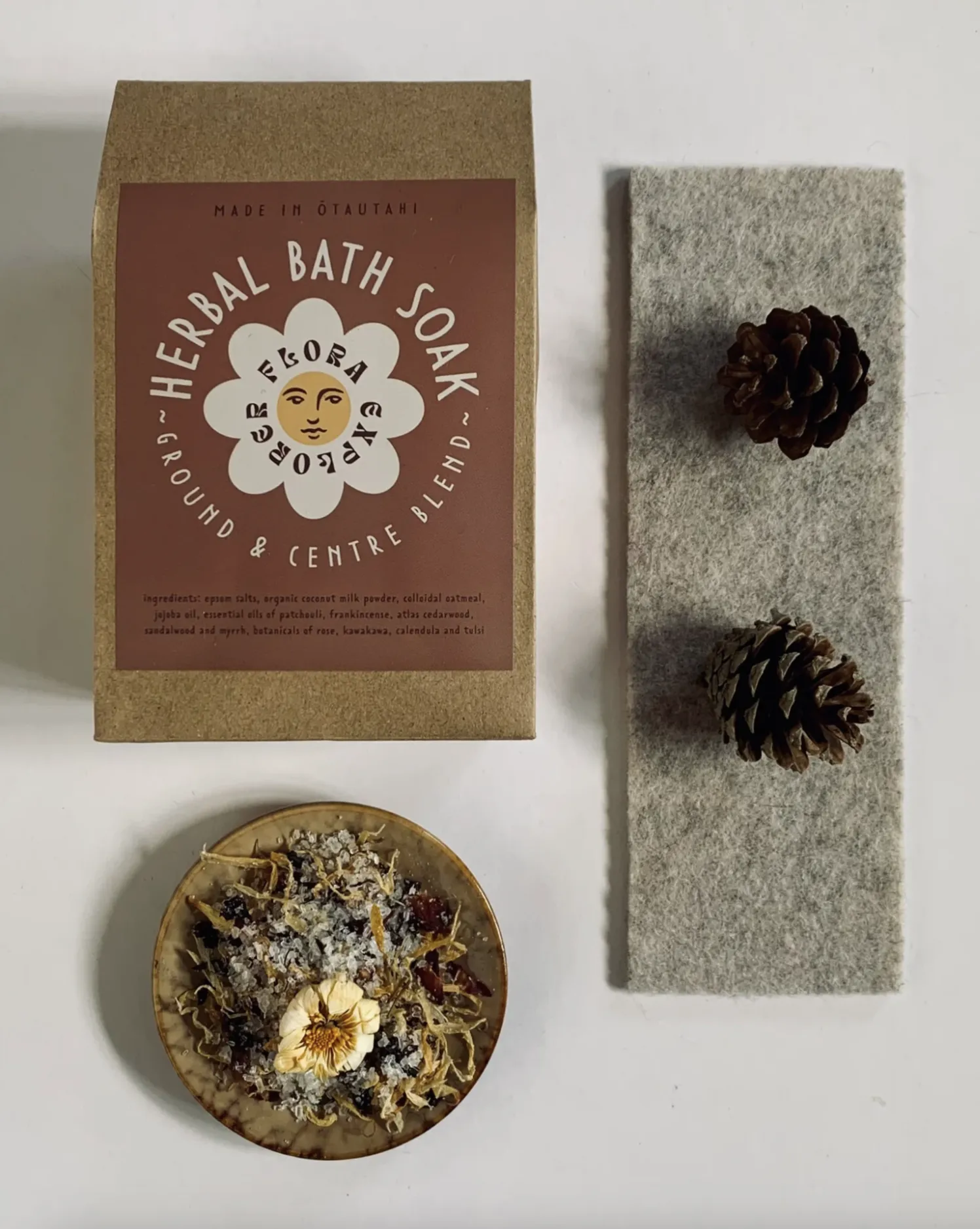 Flora Explorer Herbal Bath Soak - Ground & Centre