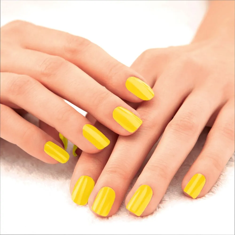 Lakmē 9 to 5 Primer   Gloss Nail Color