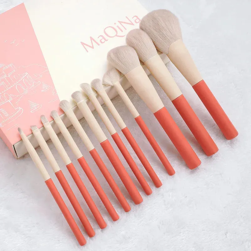 Makeup Brushes Set With 4 Sponge Puff for Women Complete Kit