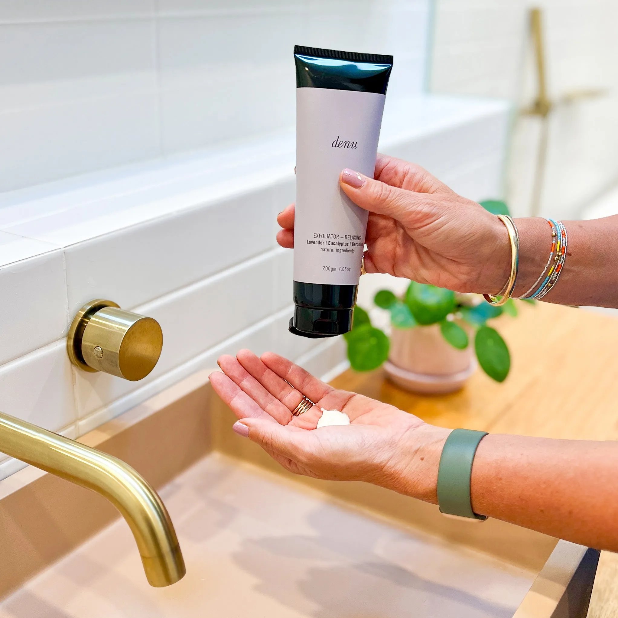 Relaxing Exfoliator