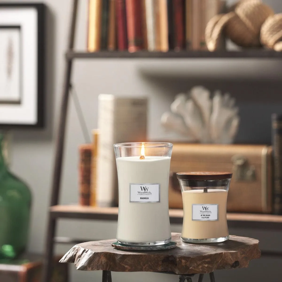 Woodwick Magnolia Blossoms Large Candle Crackles As It Burns 610G Hourglass